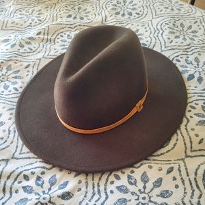 Ten tree wool hat